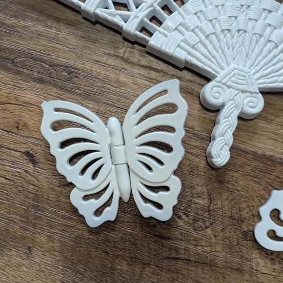 Vtg Burwood Fan Butterflies Hollywood regency Wall Decor Butterfly Plaques - Picture 2 of 8